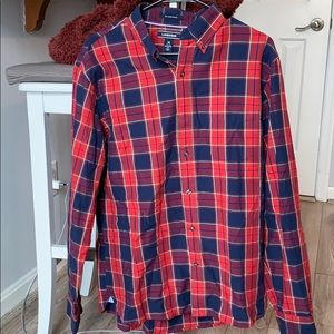 Men’s Lands’ End long sleeve button down